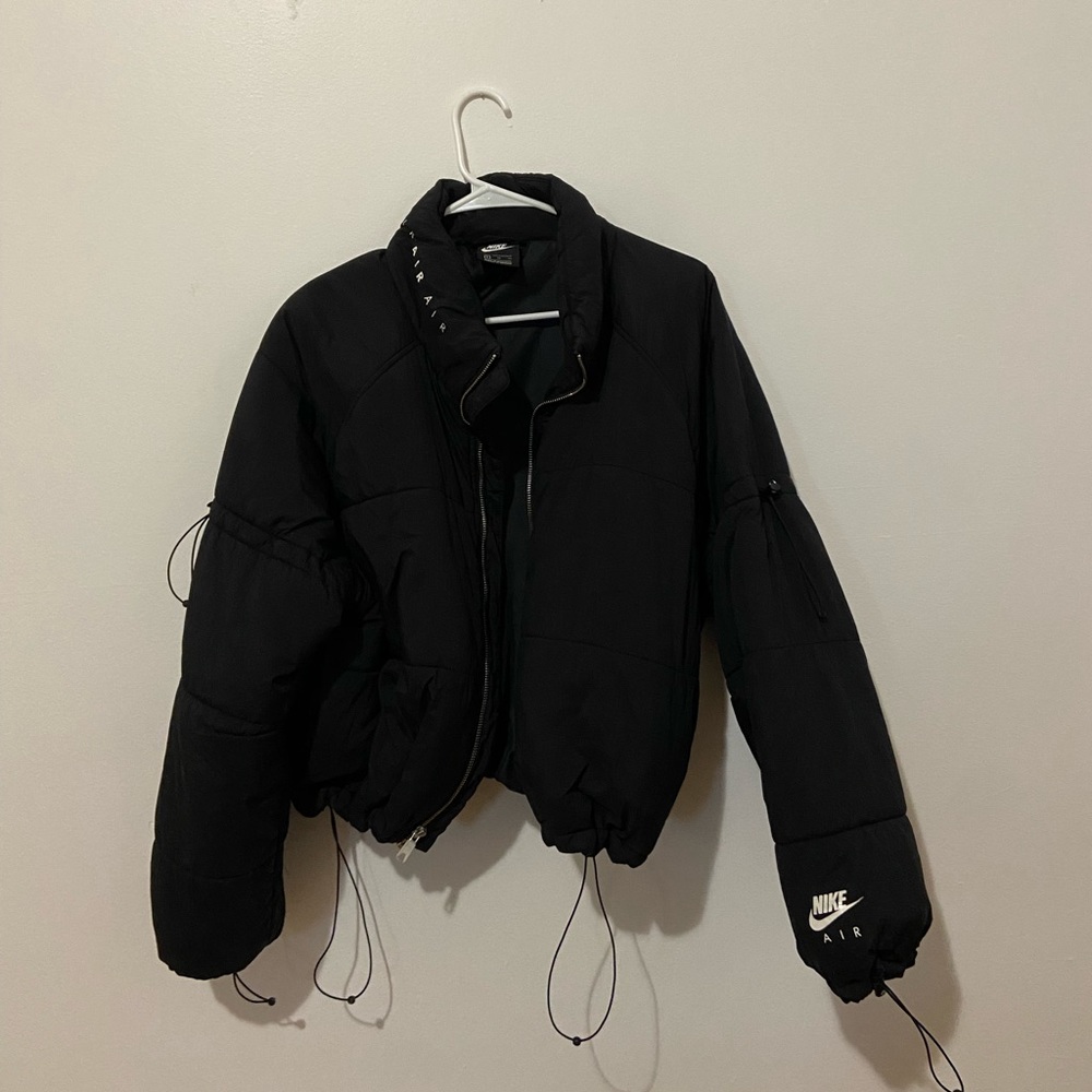 Nike Black Zip Up Puffer